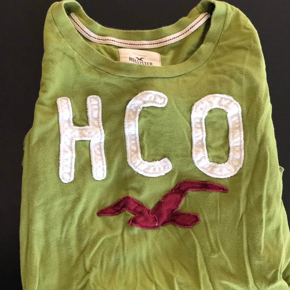 Hollister long-sleeved shirt